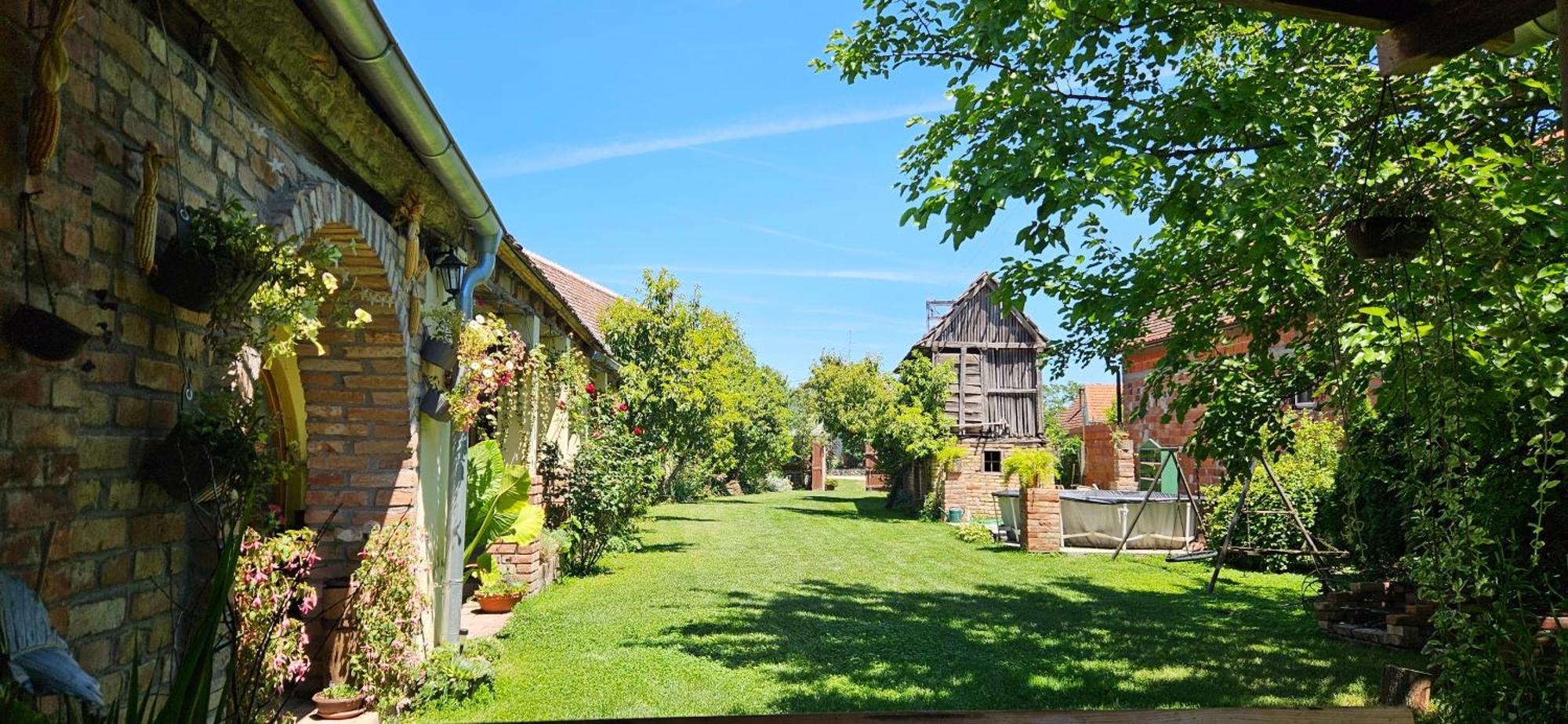 Bed and Breakfast Snasini Kucari Gradiste Exterior foto
